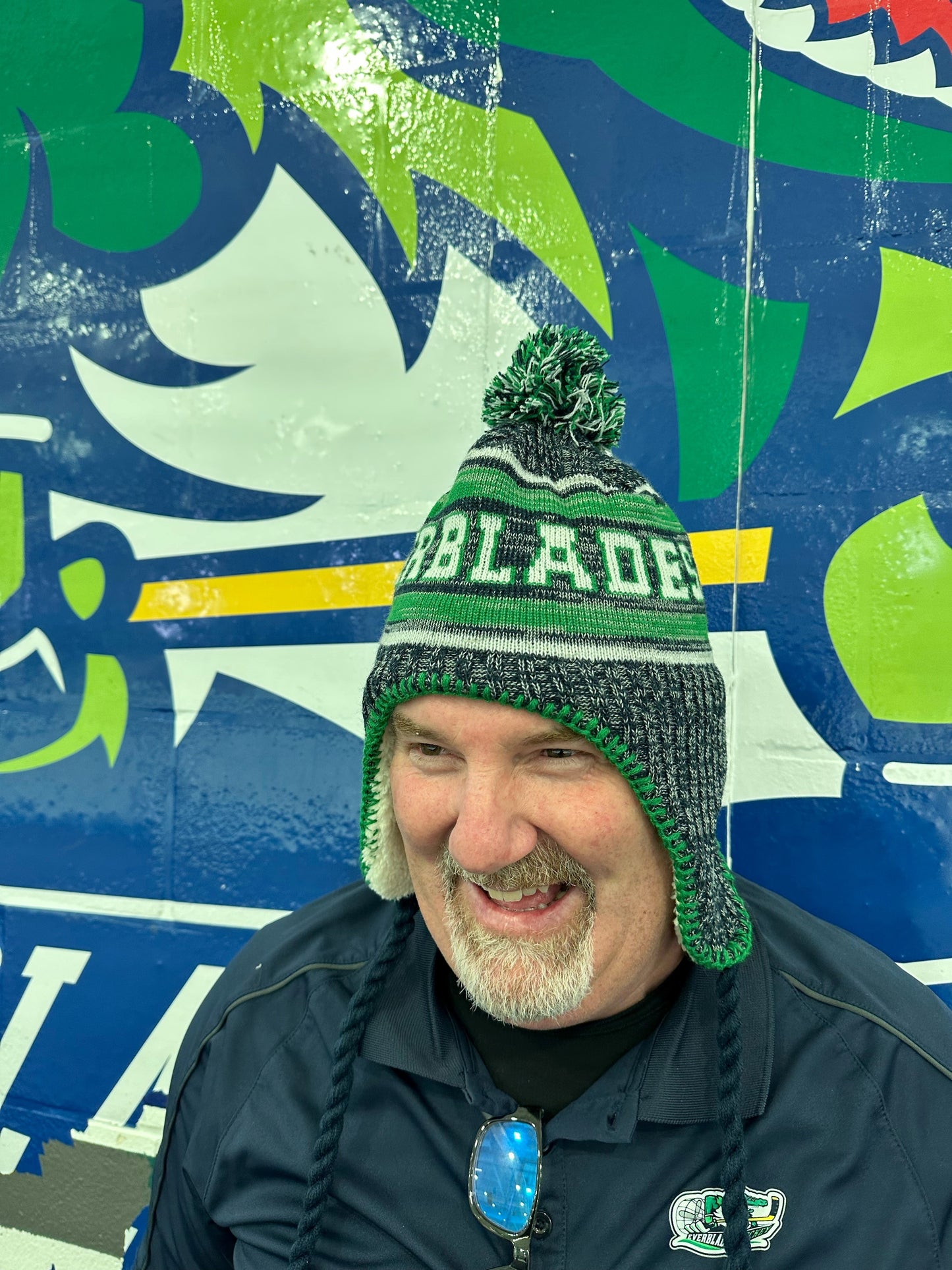 Blades Pom Knit Toque